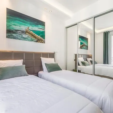 Apartment Cozystay 1243 Port & Sea View Cannes